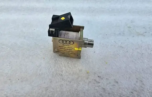 Audi A6 Allroad C5 Sensor 40E90528A00