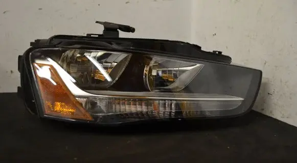 Audi A4 S4 B8 8K Headlight/headlamp 8k0941004ad