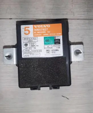 Volvo S40, V40 Alarm control unit/module 30857627