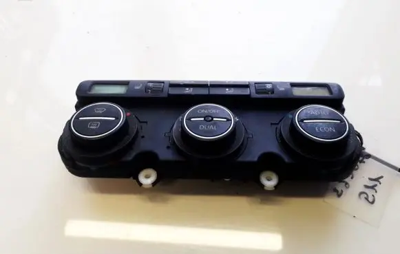 Volkswagen Touran I Climate control unit