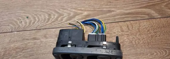 Volvo V70 Electric window control switch