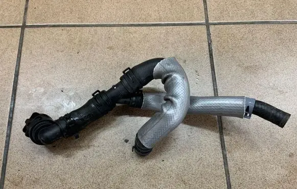 Audi A3 S3 8V Engine coolant pipe/hose 5Q0121087A 5Q0122291H 5Q0122073AA