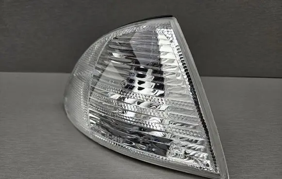 BMW 3 E46 Front indicator light 6902770 63136902770
