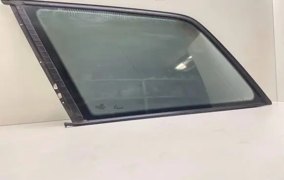 Audi A6 S6 C5 4B Rear side window 43R00137 DOT22R9468RAS2