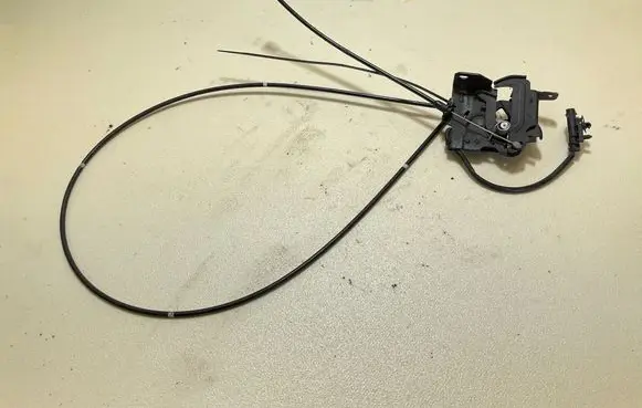 Polestar 2 Engine bonnet/hood lock/catch 31688337