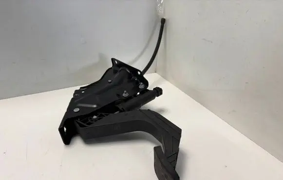 Volkswagen Crafter Clutch pedal A9062900212 9062900212