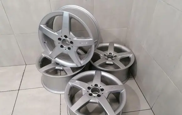 Mercedes-Benz CLK AMG A209 C209 R18 alloy rim A1714011602 A1714011702