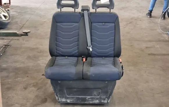 Iveco Daily 35 - 40.10 Seat set 