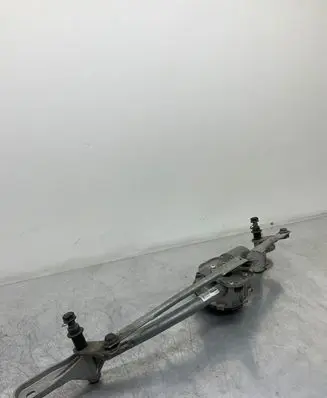 Front wiper linkage and motor