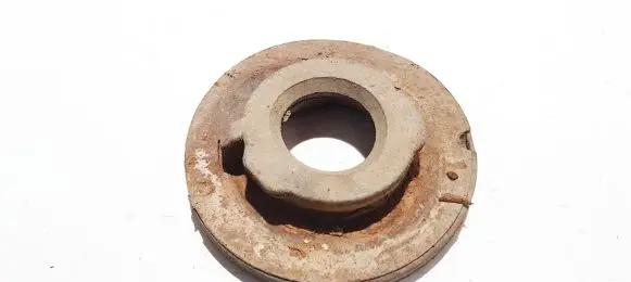 Skoda Octavia Mk2 (1Z) Front coil spring rubber mount 1k0512297c
