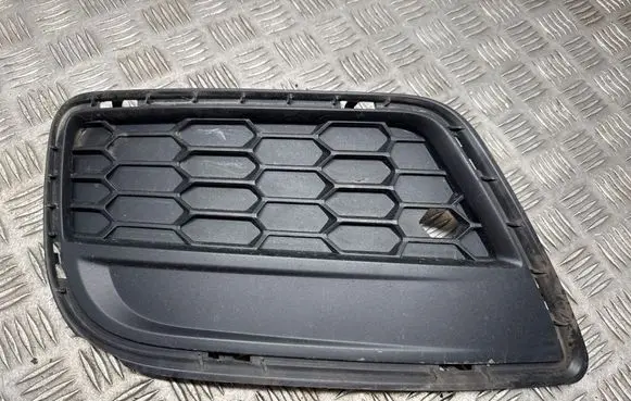 BMW X3 F25 Front bumper lower grill 8050445