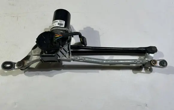 Maserati Quattroporte Front wiper linkage and motor 670007561
