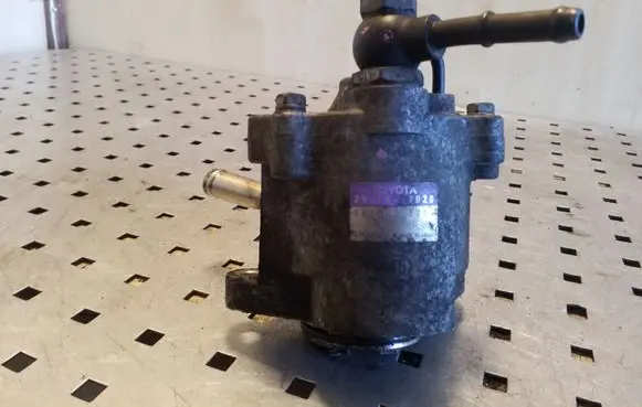 Toyota Corolla E120 E130 Vacuum pump 2930027020 0810002740