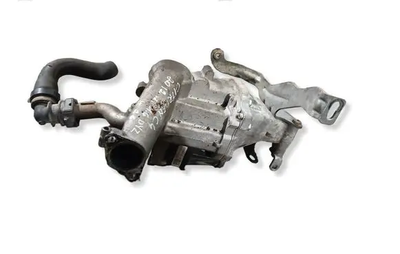 Citroen C4 II EGR valve cooler 505639603 31358502