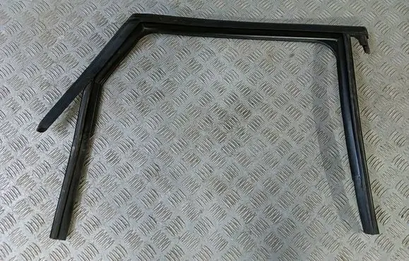 Audi A1 Rubber seal rear door window/glass 8X4839440C