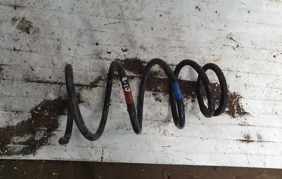Toyota Previa (XR30, XR40) II Front coil spring NOCODE