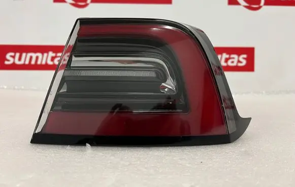 Tesla Model 3 Rear/tail lights 150208700D 2434500487160AA 150208700