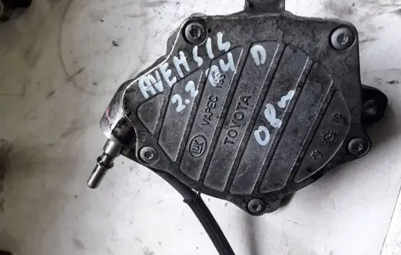 Toyota Avensis T250 Vacuum pump