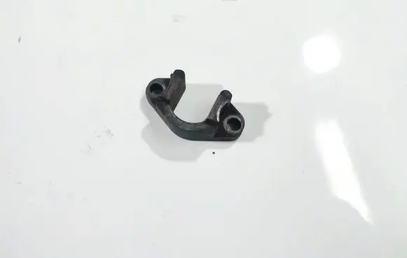 BMW 3 E90 E91 Fuel Injector clamp holder 