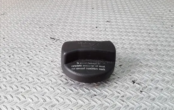 Audi A4 S4 B6 8E 8H Oil filler cap 026103485A