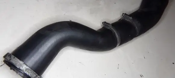 Ford Focus Intercooler hose/pipe 6M516K863GC D05WB