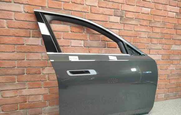 BMW 7 G70 Front door 5A32D52