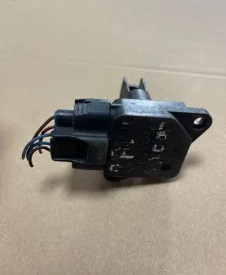 Toyota RAV 4 (XA20) Mass air flow meter 2220422010