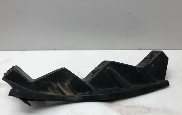 Volkswagen PASSAT B6 Front bumper mounting bracket 3C0807890