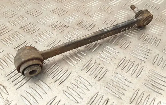 Rear control arm