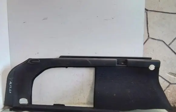 Audi A6 S6 C4 4A Trunk/boot lower side trim panel 