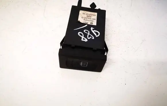 Volkswagen PASSAT B5.5 Windscreen/window heater switch 3B0959621D