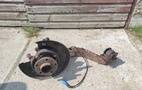 BMW X3 E83 Rear wheel hub 341325202