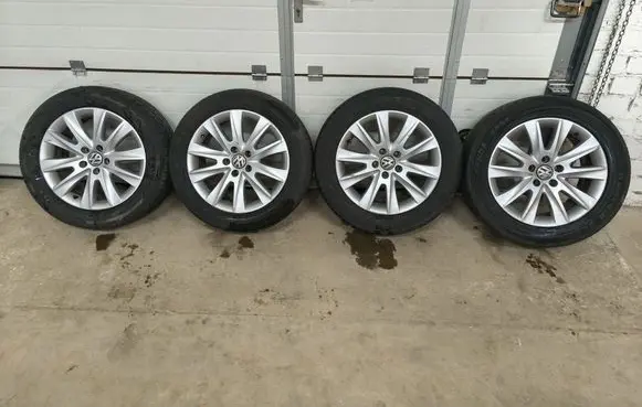 Volkswagen Tiguan R17 alloy rim 5N0601025M