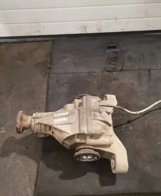 Volkswagen Touareg I Rear differential 4460310018