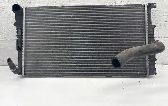 BMW 2 F45 Coolant radiator 8672102 15272311