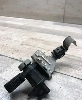 Skoda Roomster (5J) Turbo solenoid valve 1K0906283A