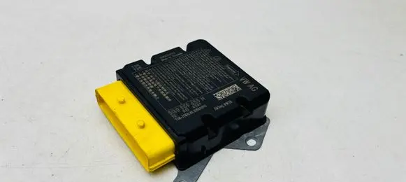 Audi A3 S3 8V Airbag control unit/module 5Q0959655N