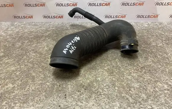 Audi A4 S4 B6 8E 8H Intercooler hose/pipe 8E0129615A