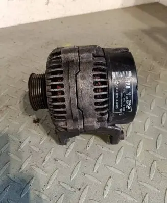 Audi A8 S8 D2 4D Generator/alternator