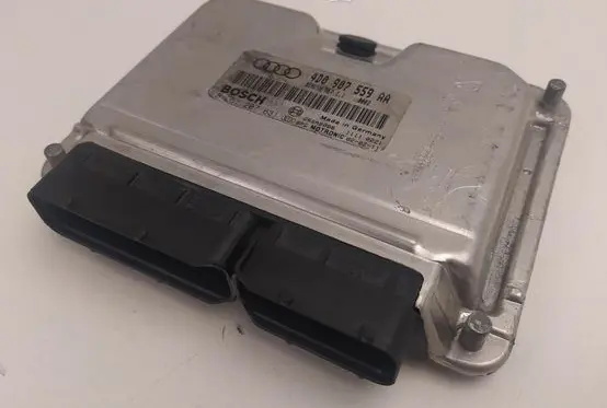 Audi A8 S8 D2 4D Engine control unit/module 4D0907559AA 0261207631