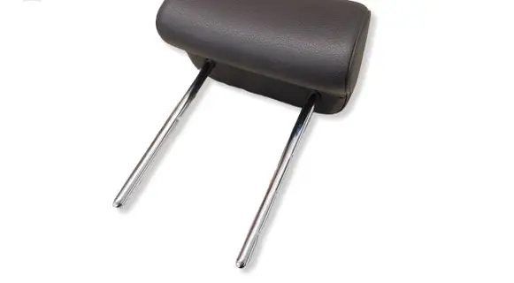 Volkswagen Touareg II Rear seat headrest 