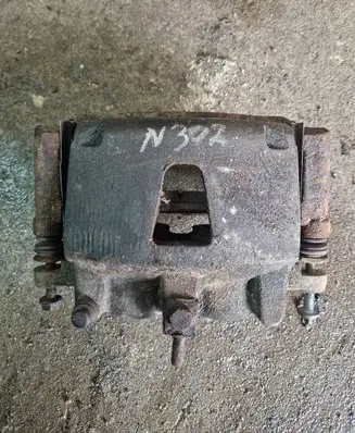 Jeep Grand Cherokee (WK) Front brake caliper 262482
