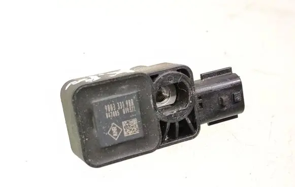 Renault Megane III Airbag deployment crash/impact sensor 988333198R 047005010311