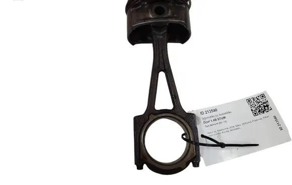 Opel Astra H Piston with connecting rod