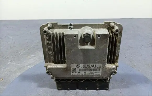 Skoda Fabia Mk2 (5J) Engine control unit/module ECU 045906013B