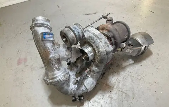 Mercedes-Benz Sprinter W906 Turbo A0009700036 50220267 A6510900980