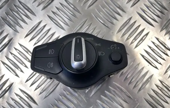 Light switch