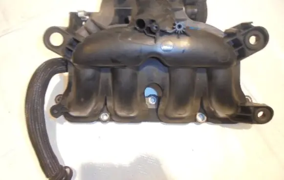 Peugeot 207 Intake manifold V757004180