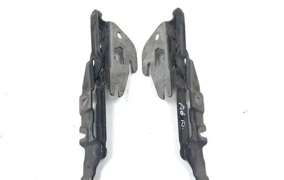 Audi A6 S6 C5 4B Tailgate/trunk/boot hinge 4B5827302E 4B5827301E