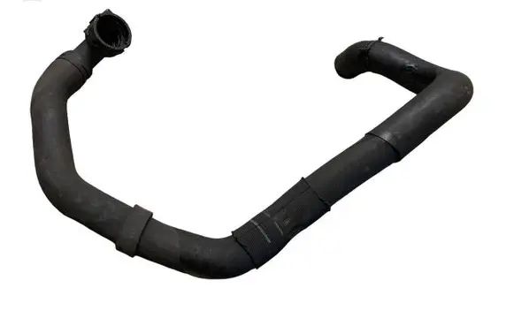 Volkswagen PASSAT B6 Engine coolant pipe/hose 3C0122051S